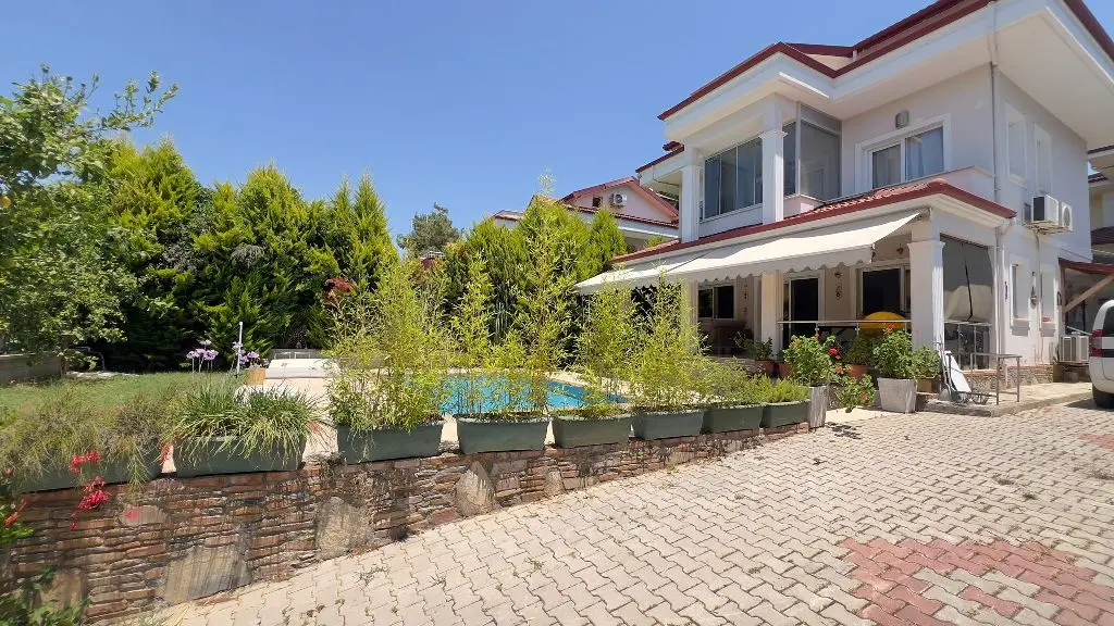 Home in Ciftlik